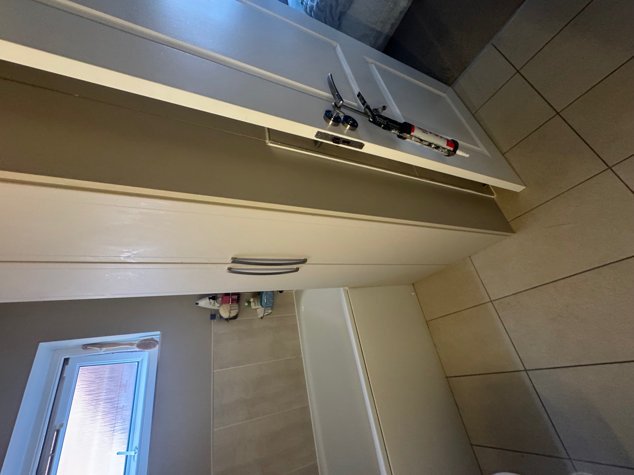 Rebated shaker line details